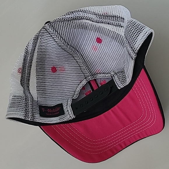 T-Mobile Hat Trucker Style Snapback Black, Embroidered Pink Logo & White Mesh - Picture 10 of 12